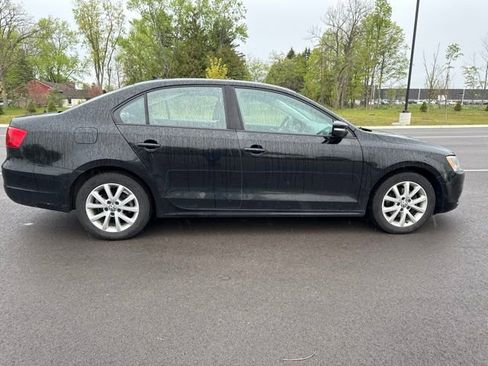 Used 2012 Volkswagen Jetta SE FWD image 6