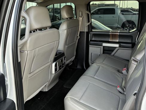 Used 2017 Ford F150 Lariat image 4