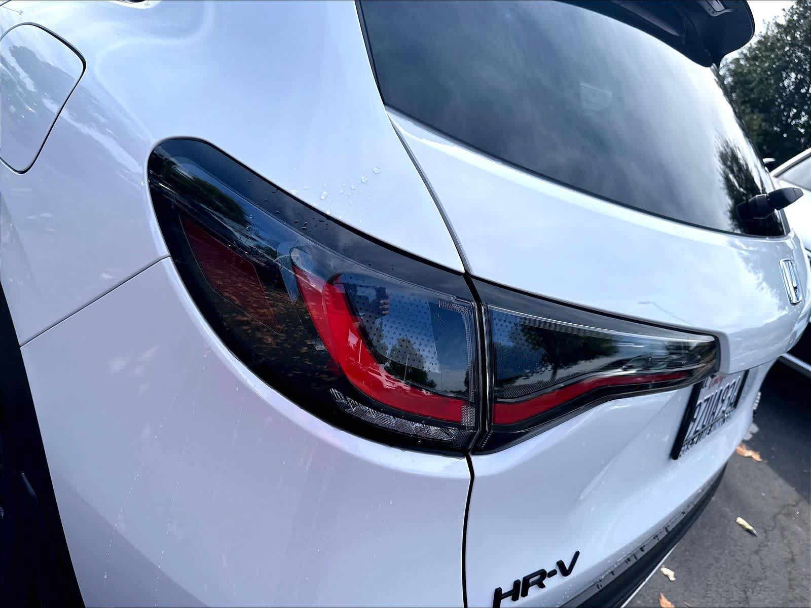 Used 2027 Honda HR-V Sport image 26