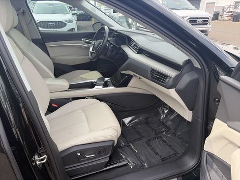 Used 2024 Audi Q8 e-tron Prestige w/ Prestige Package AWD/4WD image 24