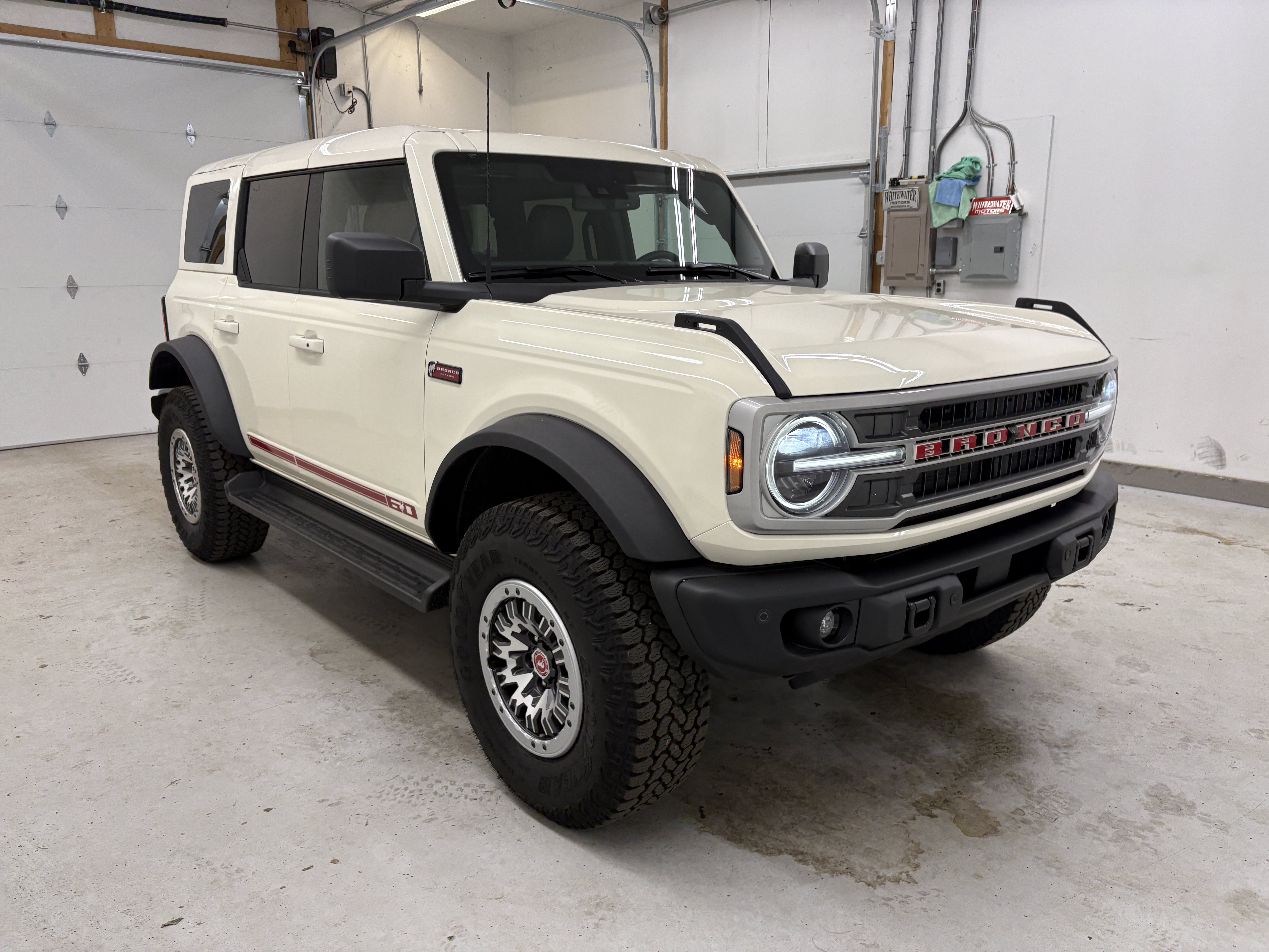 Used 2026 Ford Bronco Outer Banks w/ Sasquatch Package AWD/4WD image 5