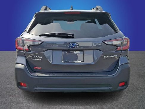 Used 2025 Subaru Outback Premium w/ Popular Package #1A AWD/4WD image 5