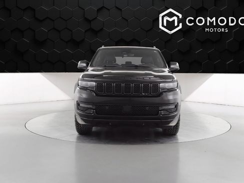 Used 2024 Jeep Wagoneer Series II image 8