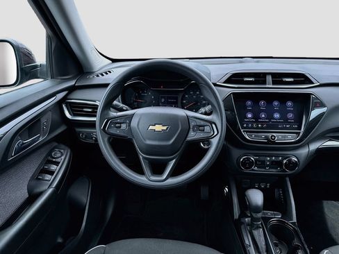 Used 2022 Chevrolet TrailBlazer LT w/ Convenience Package FWD image 21