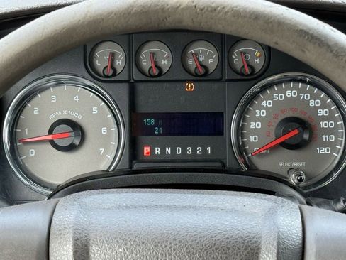 Used 2010 Ford F150 XLT image 23