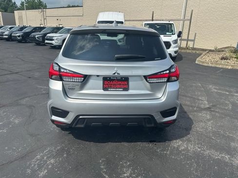 Used 2025 Mitsubishi Outlander Sport AWD image 4