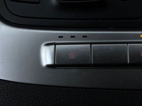 Used 2026 Kia Carnival FWD image 25
