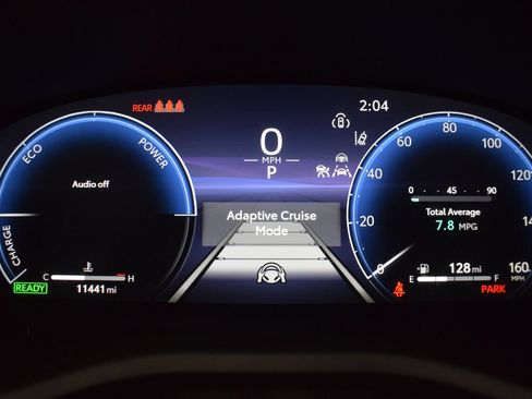 Used 2026 Toyota Camry XLE FWD image 17