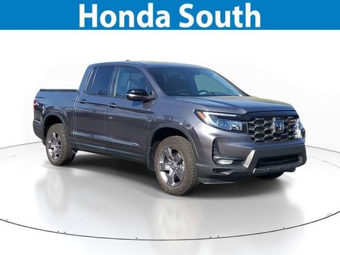 Certified 2024 Honda Ridgeline TrailSport image 1