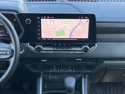 Used 2024 Chevrolet Colorado W/T w/ WT Convenience Package image 4