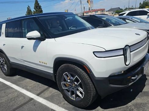 Used 2024 Rivian R1S Adventure AWD/4WD image 2