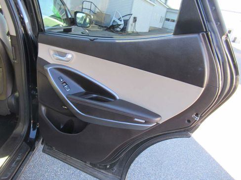 Used 2017 Hyundai Santa Fe Sport w/ 2.4L Tech Package 04 image 17