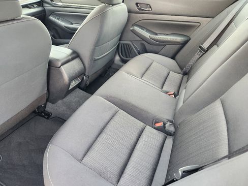 Used 2025 Nissan Altima 2.5 SV image 29