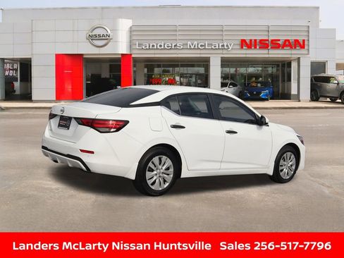 Used 2025 Nissan Sentra S image 3