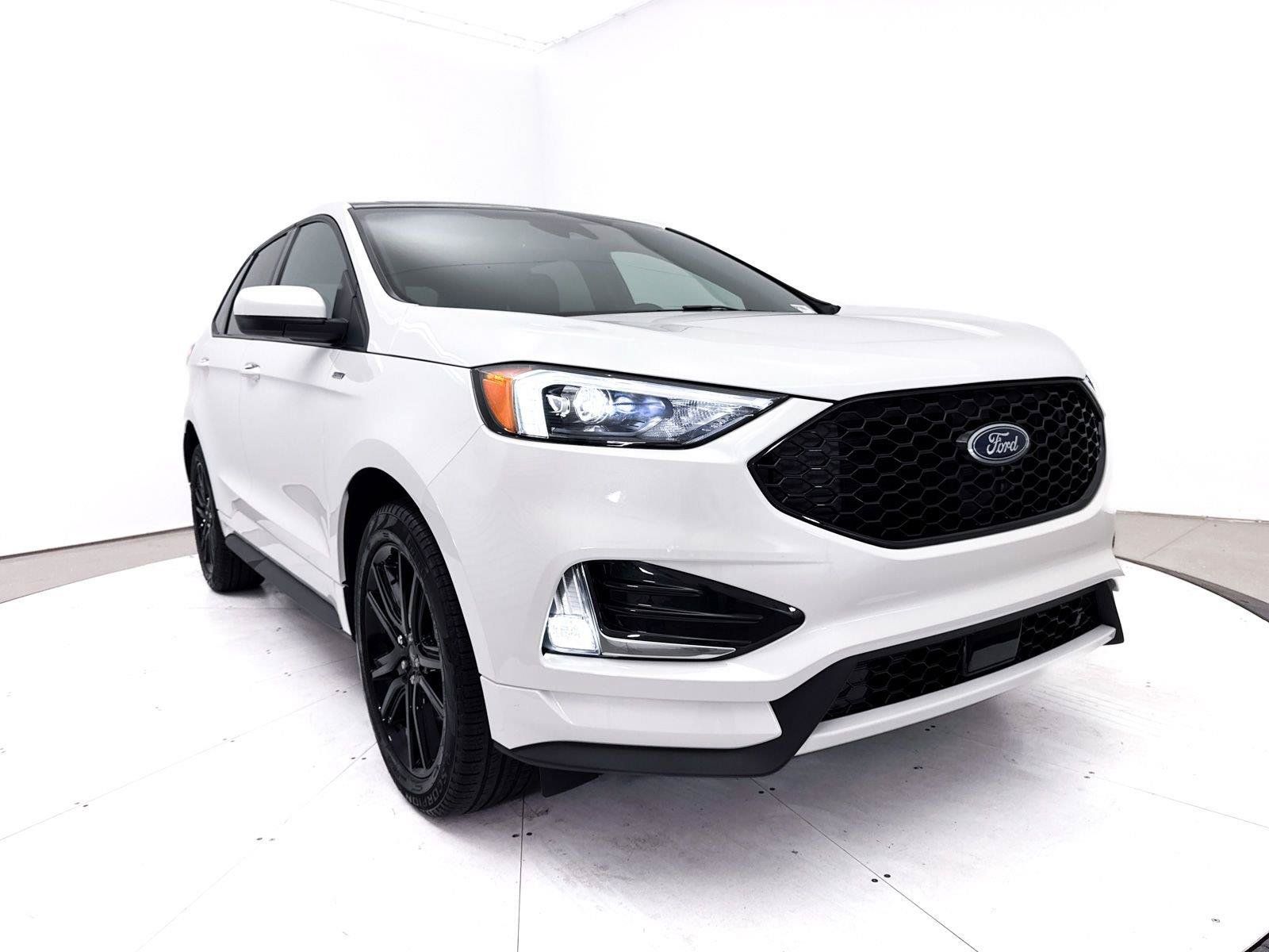 Used 2023 Ford Edge ST-Line AWD/4WD image 11