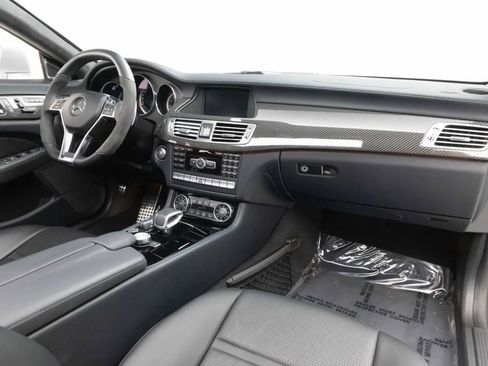Used 2012 Mercedes-Benz CLS 63 AMG image 2