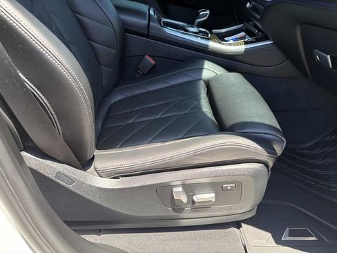 Used 2023 BMW X5 sDrive40i w/ Premium Package RWD image 16