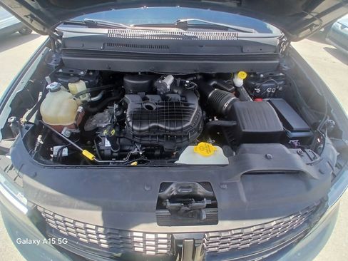 Used 2018 Dodge Journey Crossroad FWD image 22