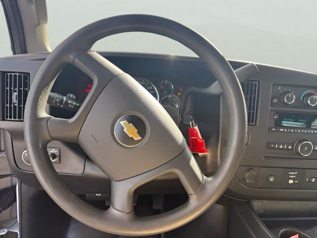 Used 2021 Chevrolet Express 2500 RWD image 10