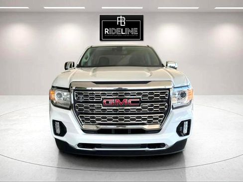 Used 2021 GMC Canyon Denali image 2
