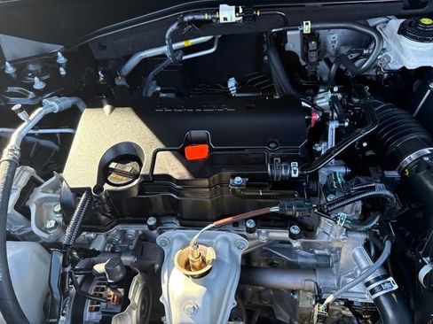 Certified 2023 Honda HR-V LX image 41