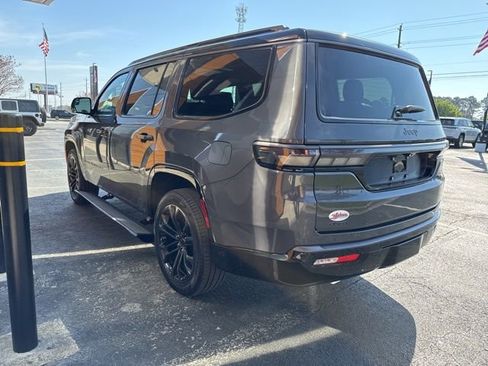 New 2026 Jeep Grand Wagoneer Summit w/ Premium Group III AWD/4WD image 29