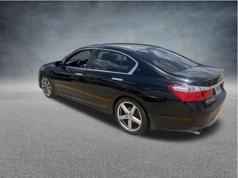 Used 2014 Honda Accord Sport image 5