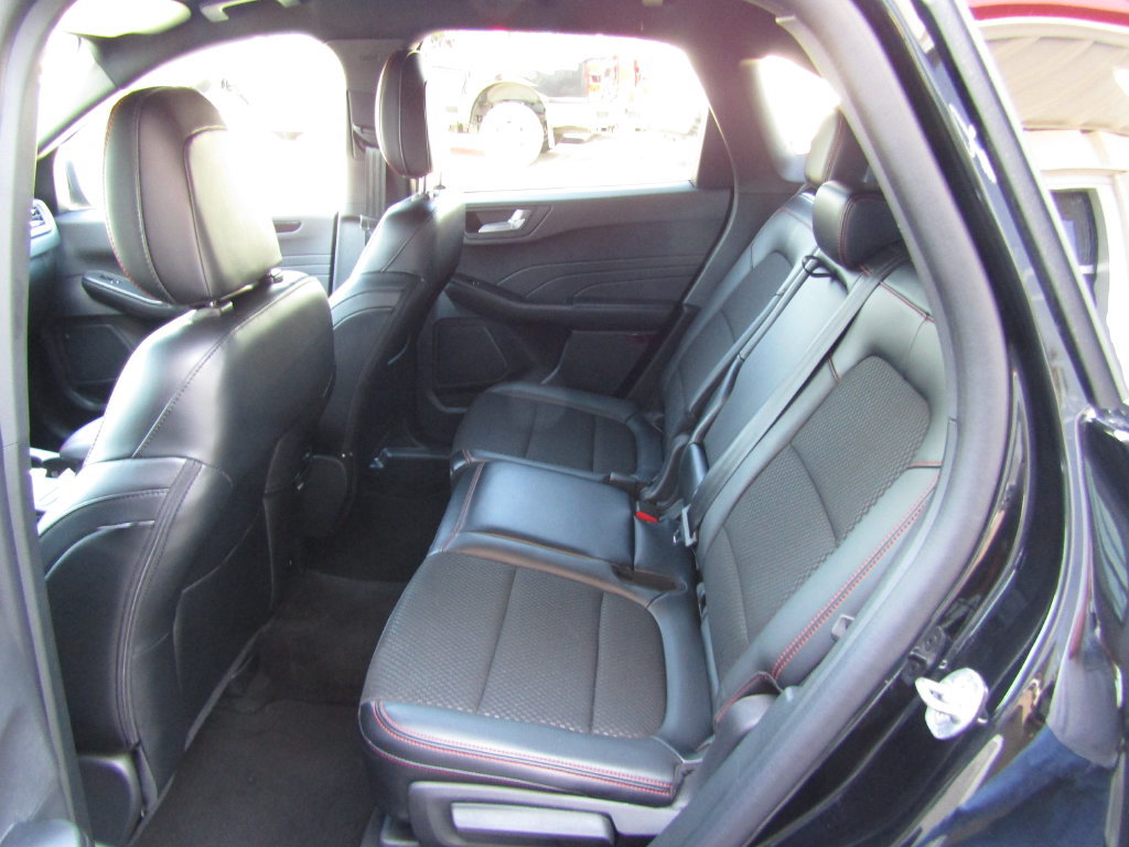 Used 2025 Ford Escape ST-Line AWD/4WD image 28