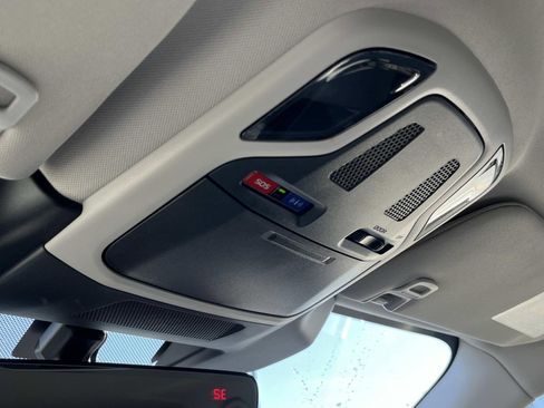 Used 2024 Subaru Outback Premium image 33