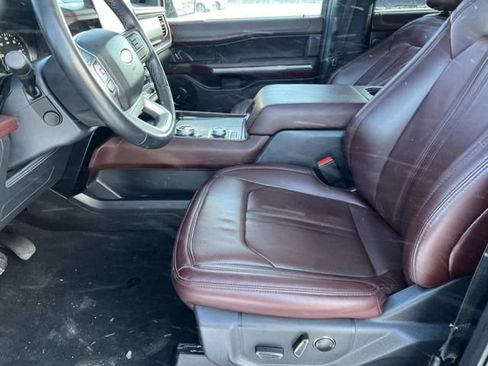 Used 2024 Ford Expedition Max Limited image 3