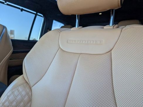 Used 2024 Jeep Grand Cherokee Summit w/ Adv Protech Group IV image 12