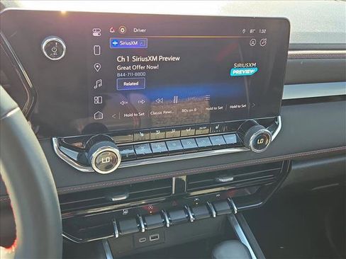 Used 2024 Chevrolet Colorado Z71 w/ Z71 Convenience Package 2 image 15