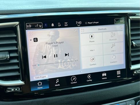 Used 2023 Chrysler Pacifica Touring-L FWD image 20