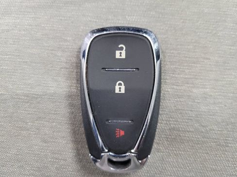 Used 2022 Chevrolet Equinox LS w/ LS Convenience Package image 32