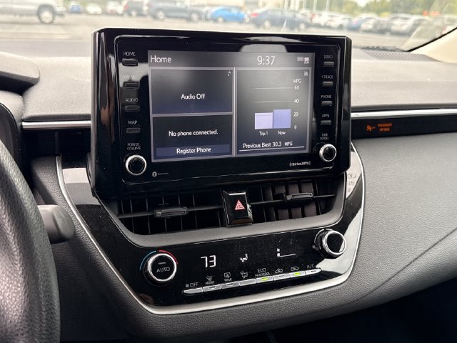 Used 2022 Toyota Corolla LE FWD image 26