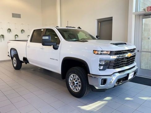 New 2026 Chevrolet Silverado 2500 LT w/ Convenience Package AWD/4WD image 39