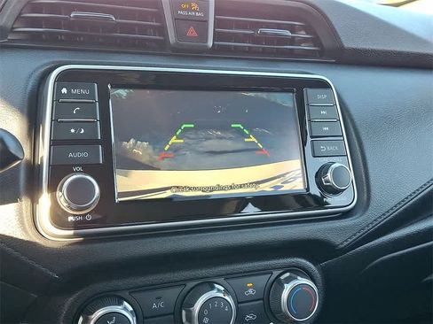 Used 2024 Nissan Versa S w/ S Plus Package image 15