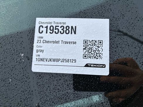 Certified 2023 Chevrolet Traverse RS image 35