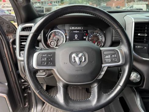Used 2022 RAM 2500 Laramie AWD/4WD image 16