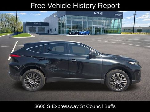 Used 2021 Toyota Venza XLE w/ Softex Package AWD/4WD image 5