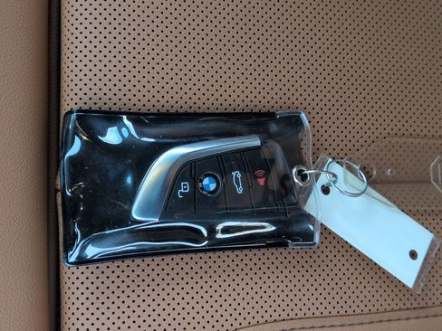 Used 2025 BMW X4 xDrive30i w/ Premium Package image 36