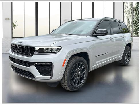 New 2026 Jeep Grand Cherokee Summit w/ Obsidian Package AWD/4WD image 1