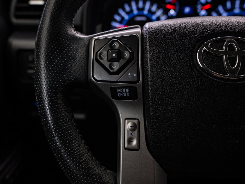 Used 2019 Toyota 4Runner Limited AWD/4WD image 27