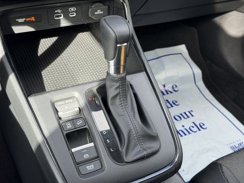 Used 2023 Honda CR-V EX image 17