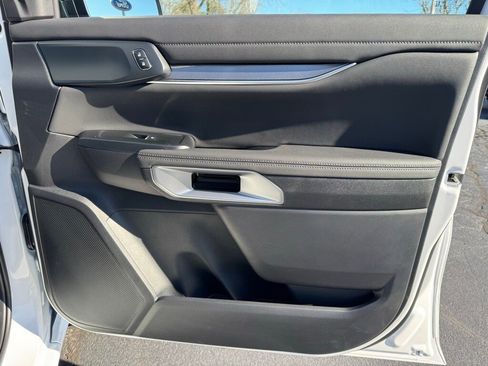 New 2024 Ford Ranger Lariat w/ Trailer Tow Package image 25