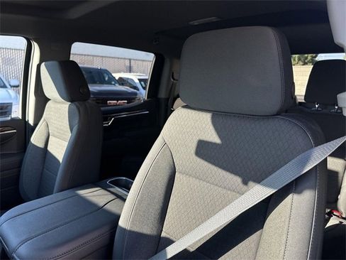 New 2026 GMC Sierra 1500 Elevation w/ LPO, Elevation Black Package image 23