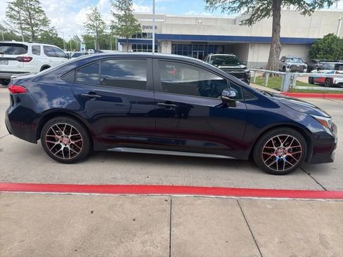 Used 2024 Toyota Corolla SE image 4