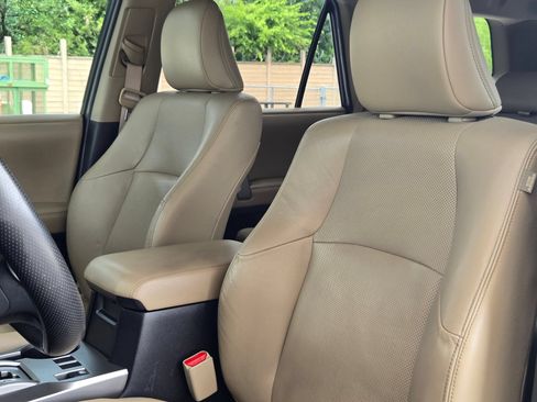 Used 2014 Toyota 4Runner Limited RWD image 13