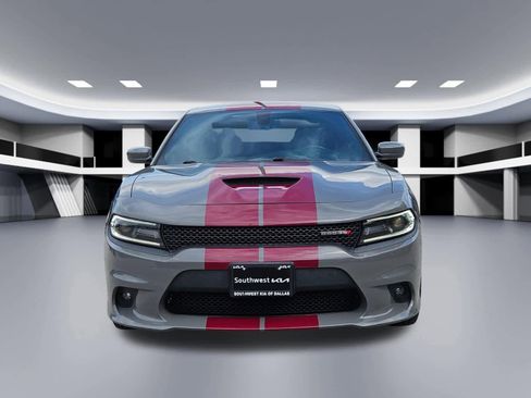 Used 2019 Dodge Charger GT RWD image 8