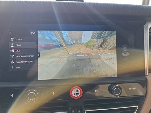 Used 2024 Porsche Macan image 25